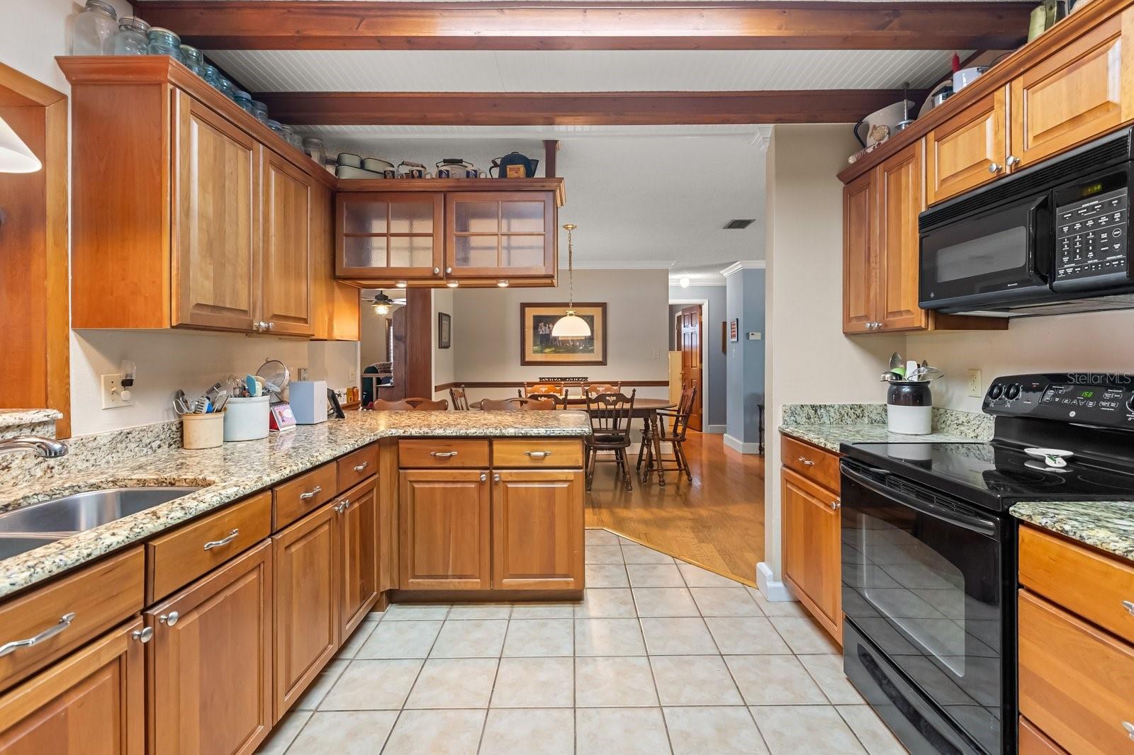 Image 7 of 20 For 4925 Hoperita Street