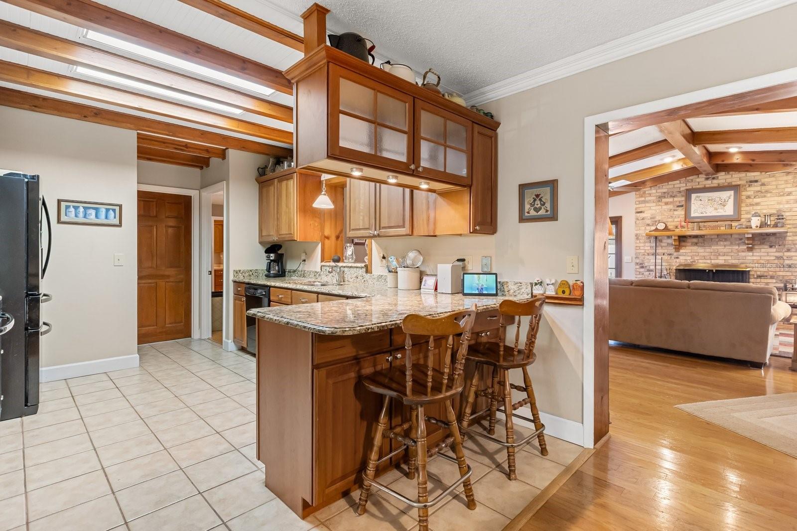 Image 8 of 20 For 4925 Hoperita Street