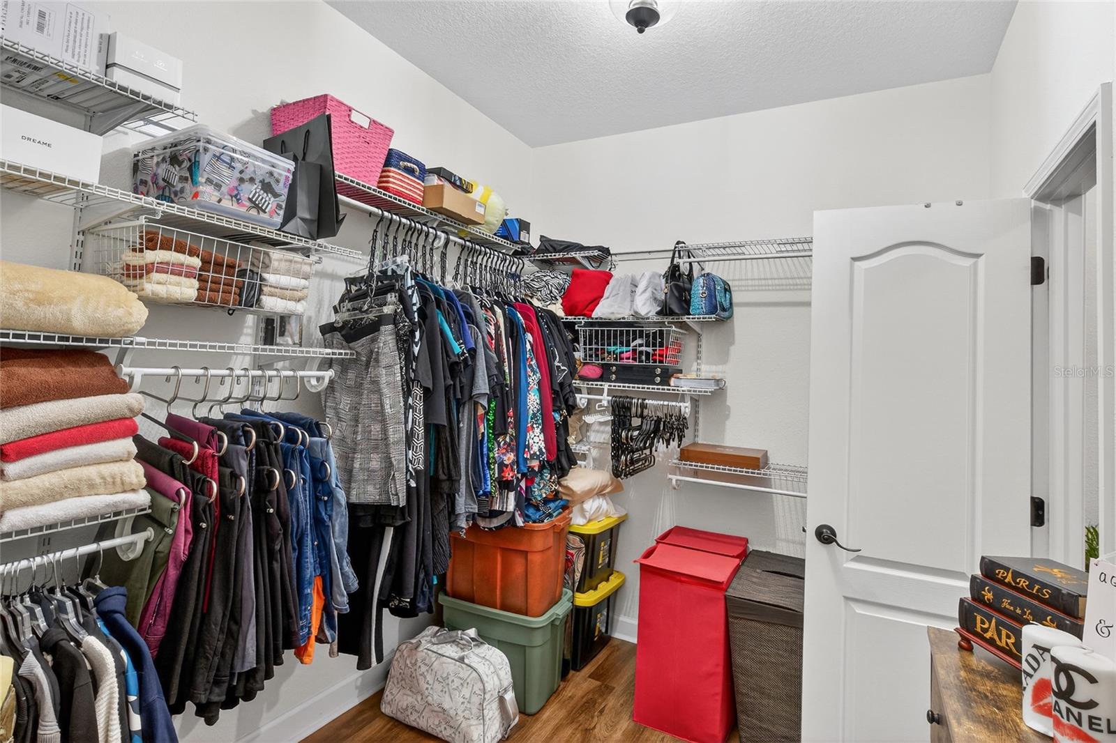 Image 13 of 41 For 2202 Romanum Drive