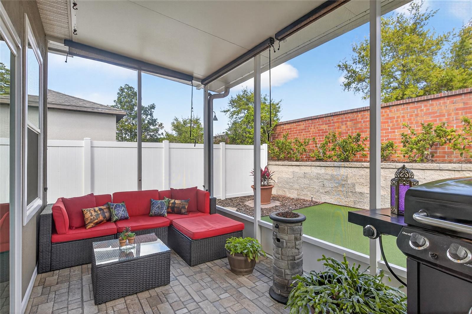 Image 26 of 41 For 2202 Romanum Drive