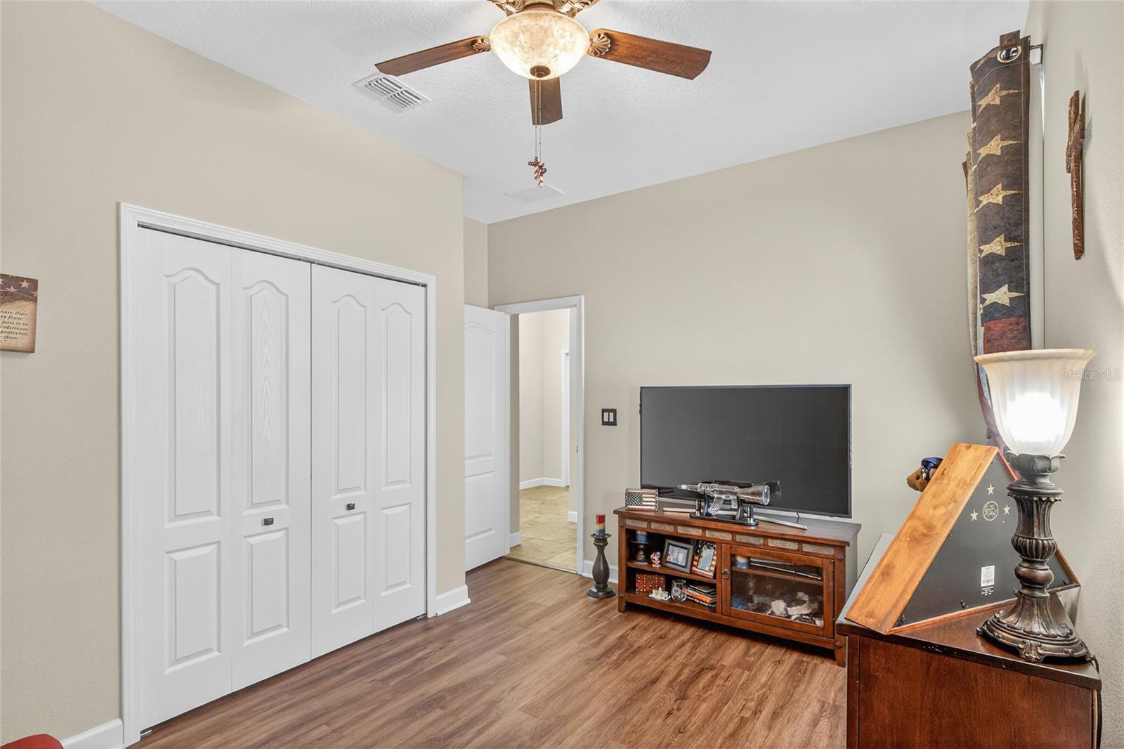 Image 29 of 41 For 2202 Romanum Drive