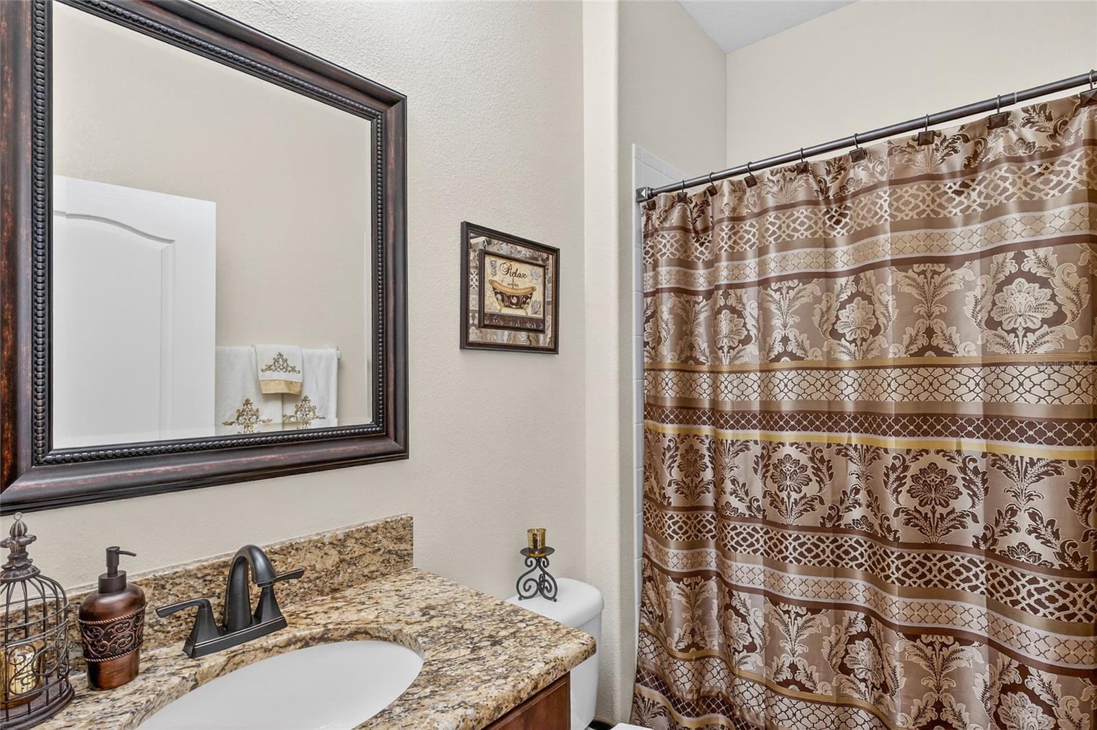 Image 30 of 41 For 2202 Romanum Drive