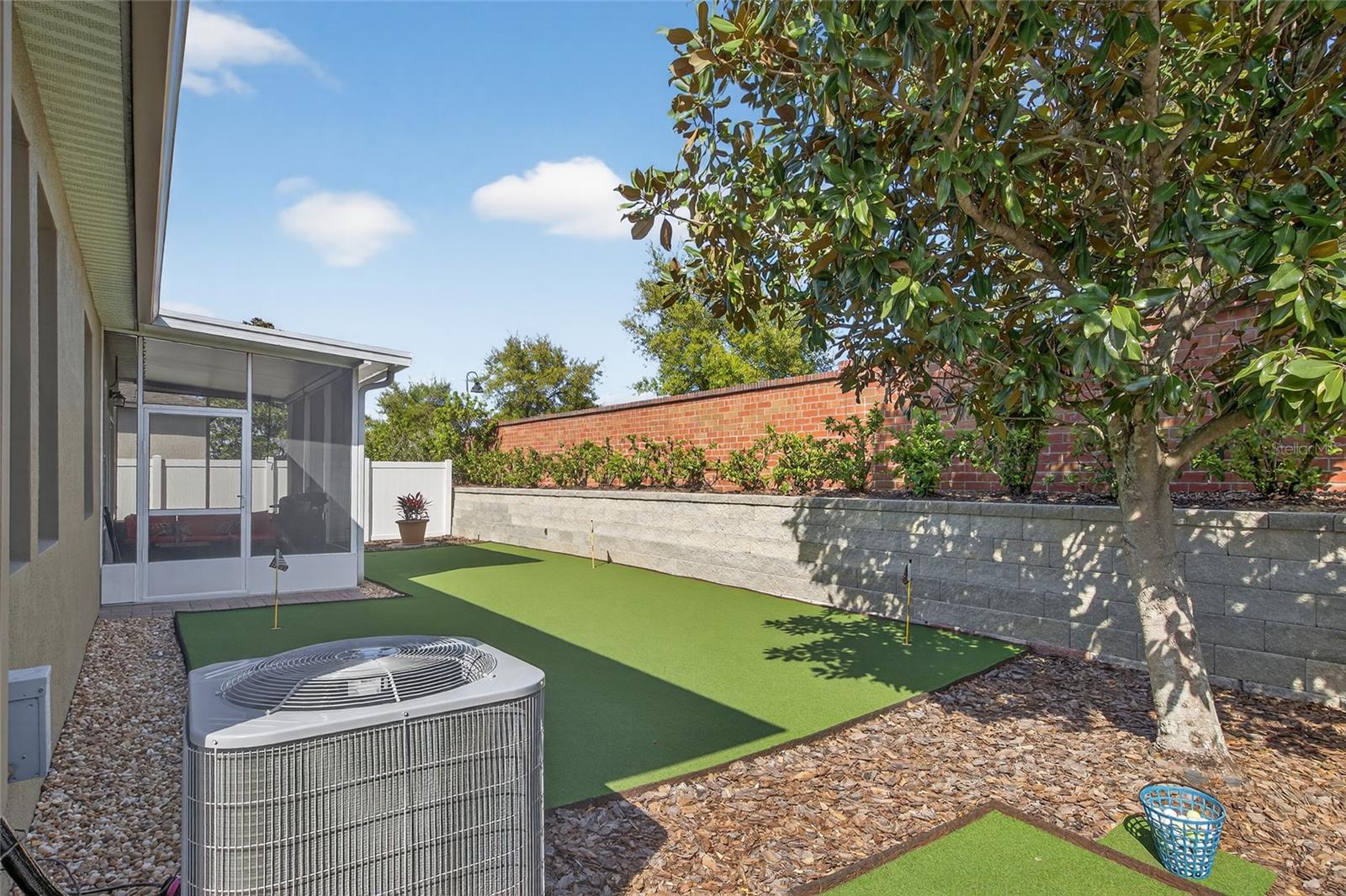 Image 39 of 41 For 2202 Romanum Drive