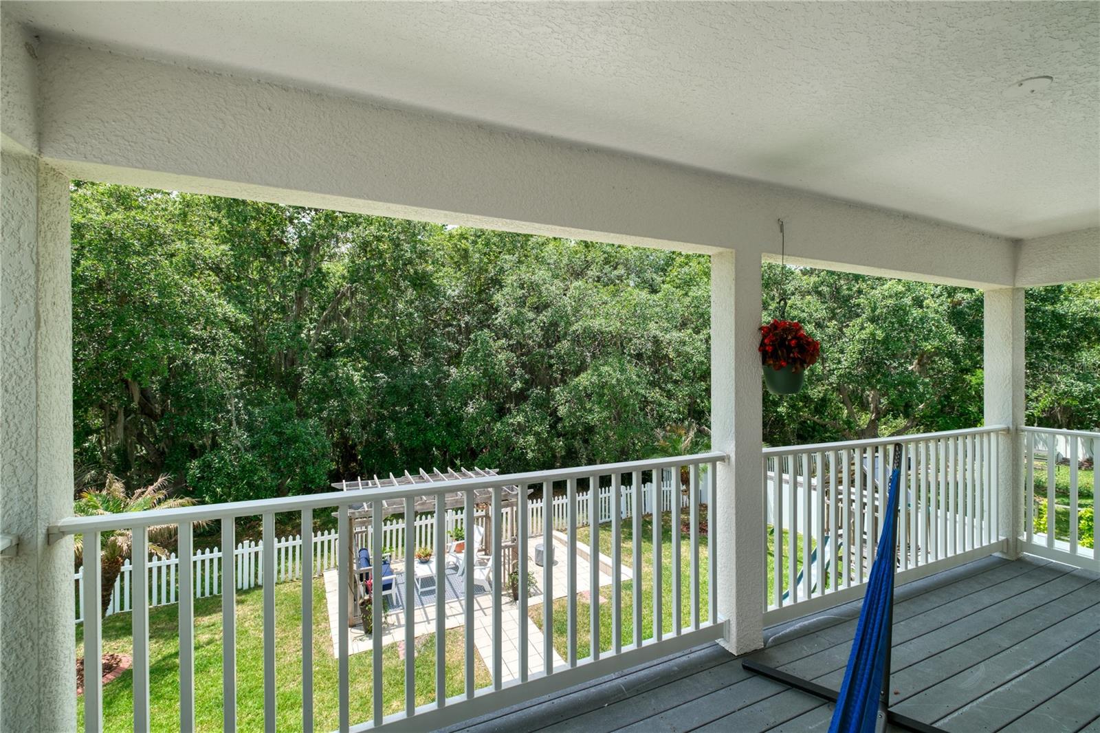 Image 25 of 37 For 16124 Birchwood Way