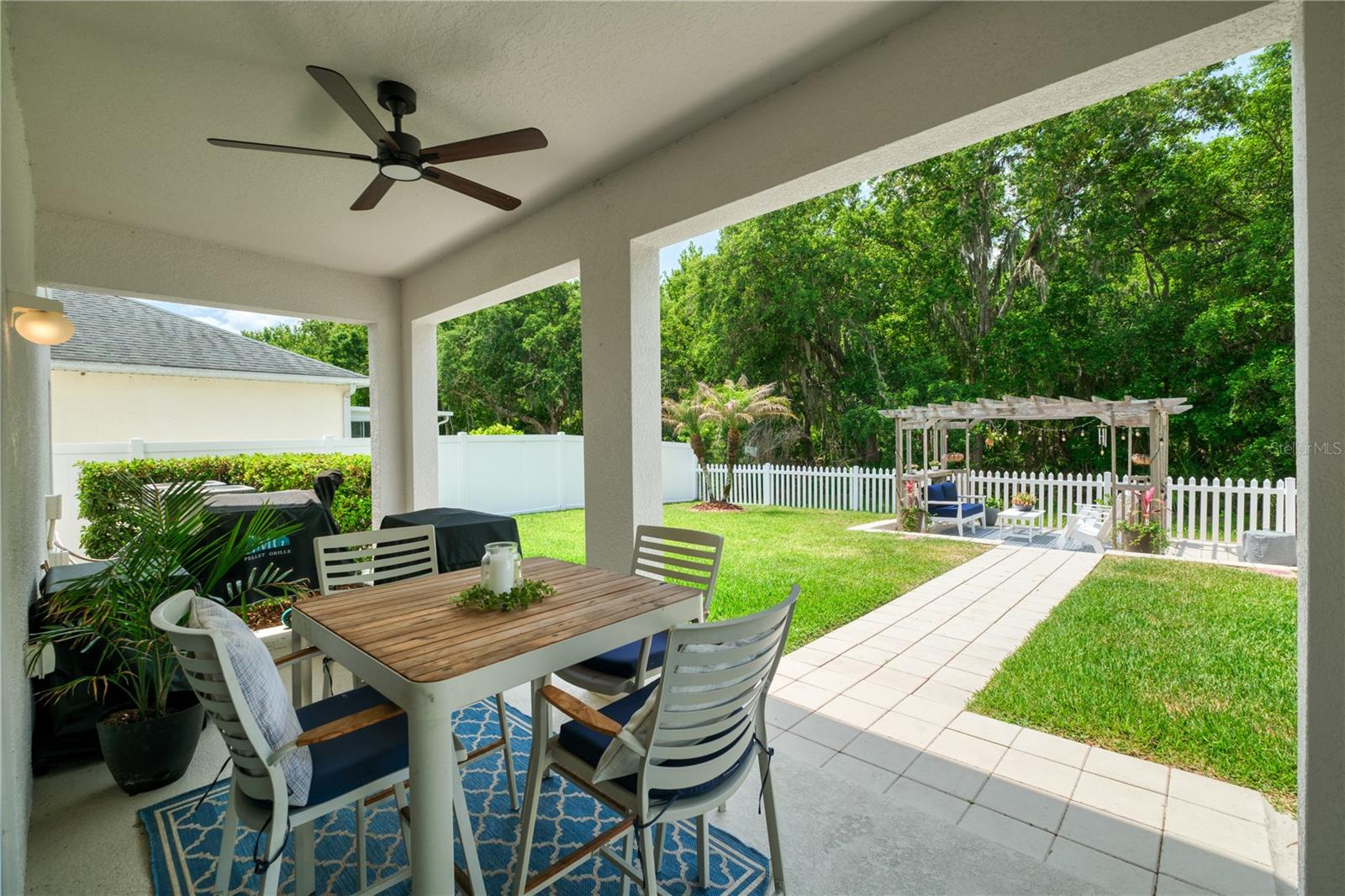 Image 31 of 37 For 16124 Birchwood Way