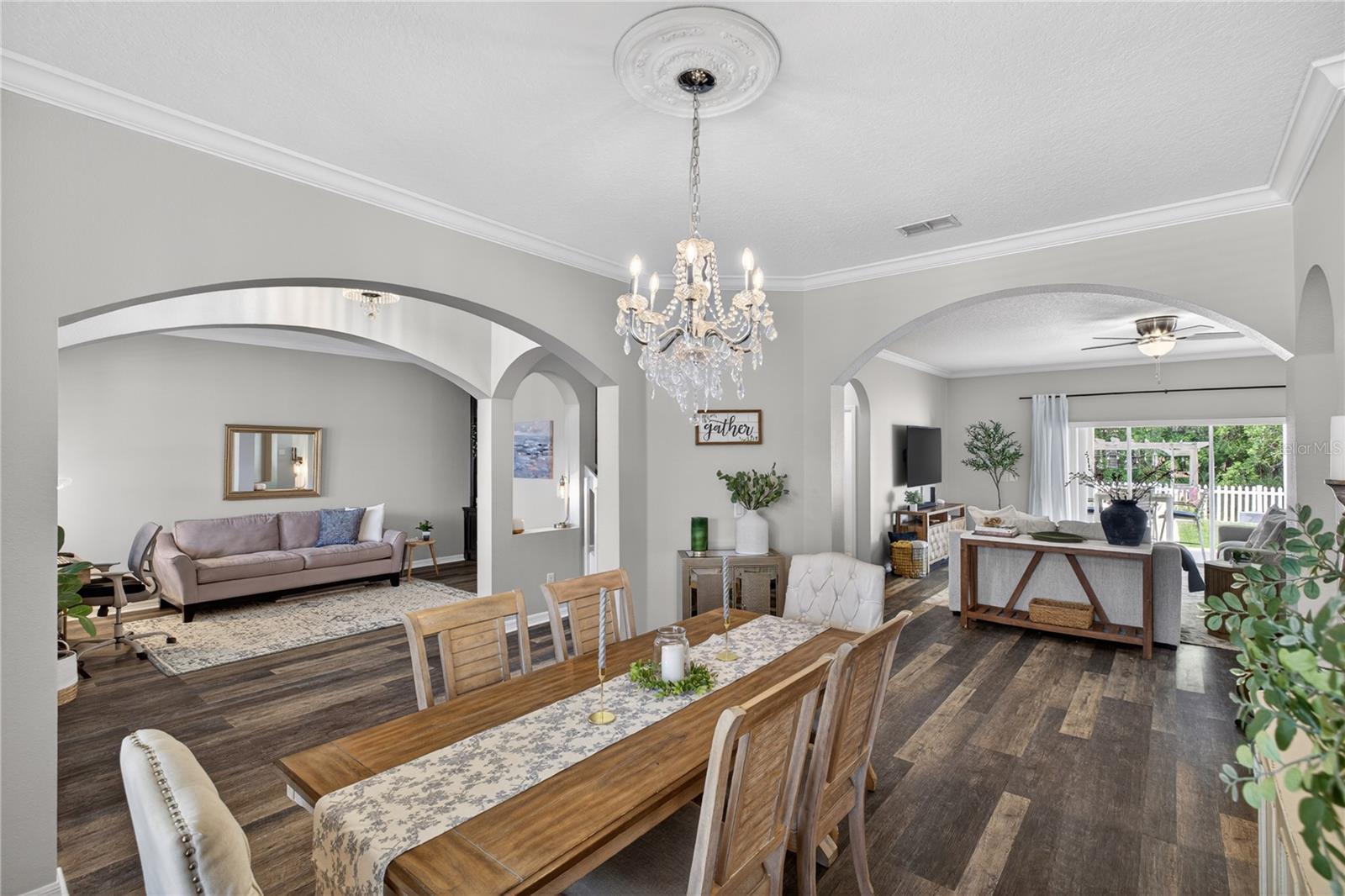 Image 5 of 37 For 16124 Birchwood Way
