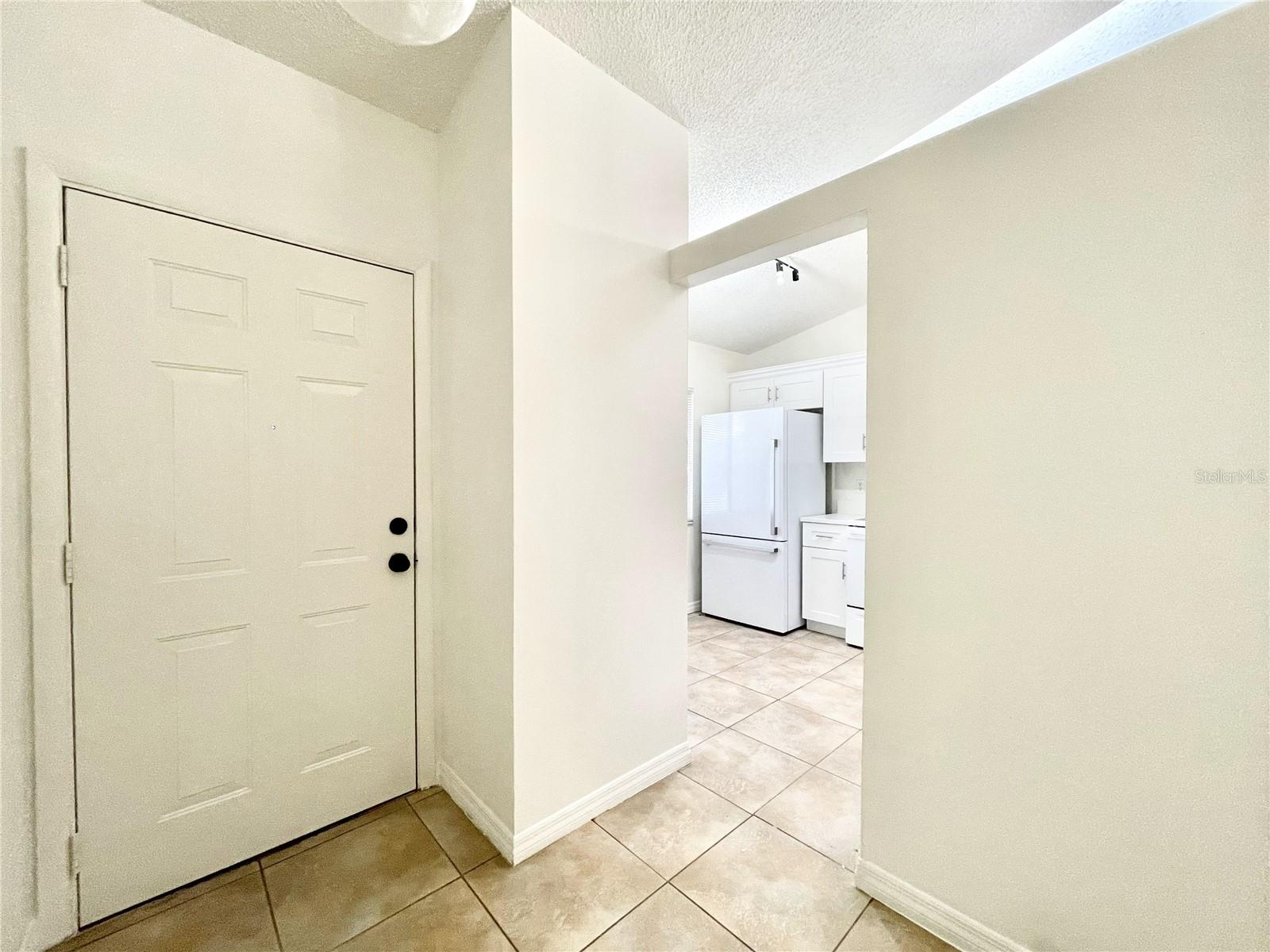 Image 26 of 36 For 9816 River Crest Court