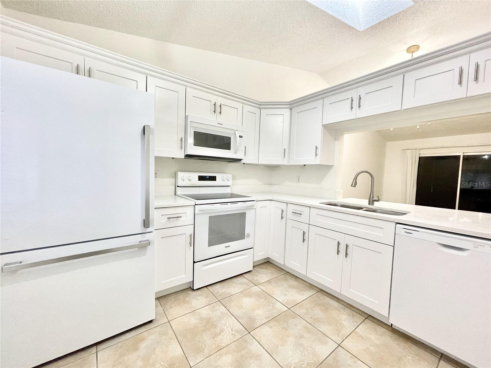 Image 3 of 36 For 9816 River Crest Court