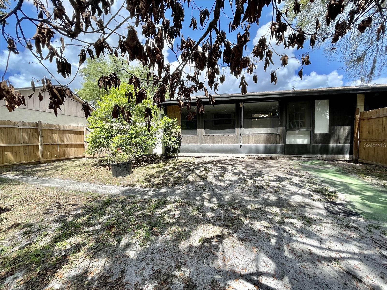 Image 35 of 36 For 9816 River Crest Court