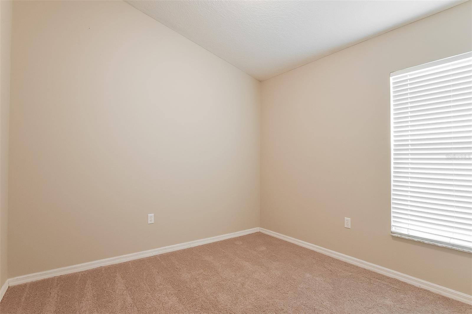 Image 14 of 21 For 168 Rose Hill Trail