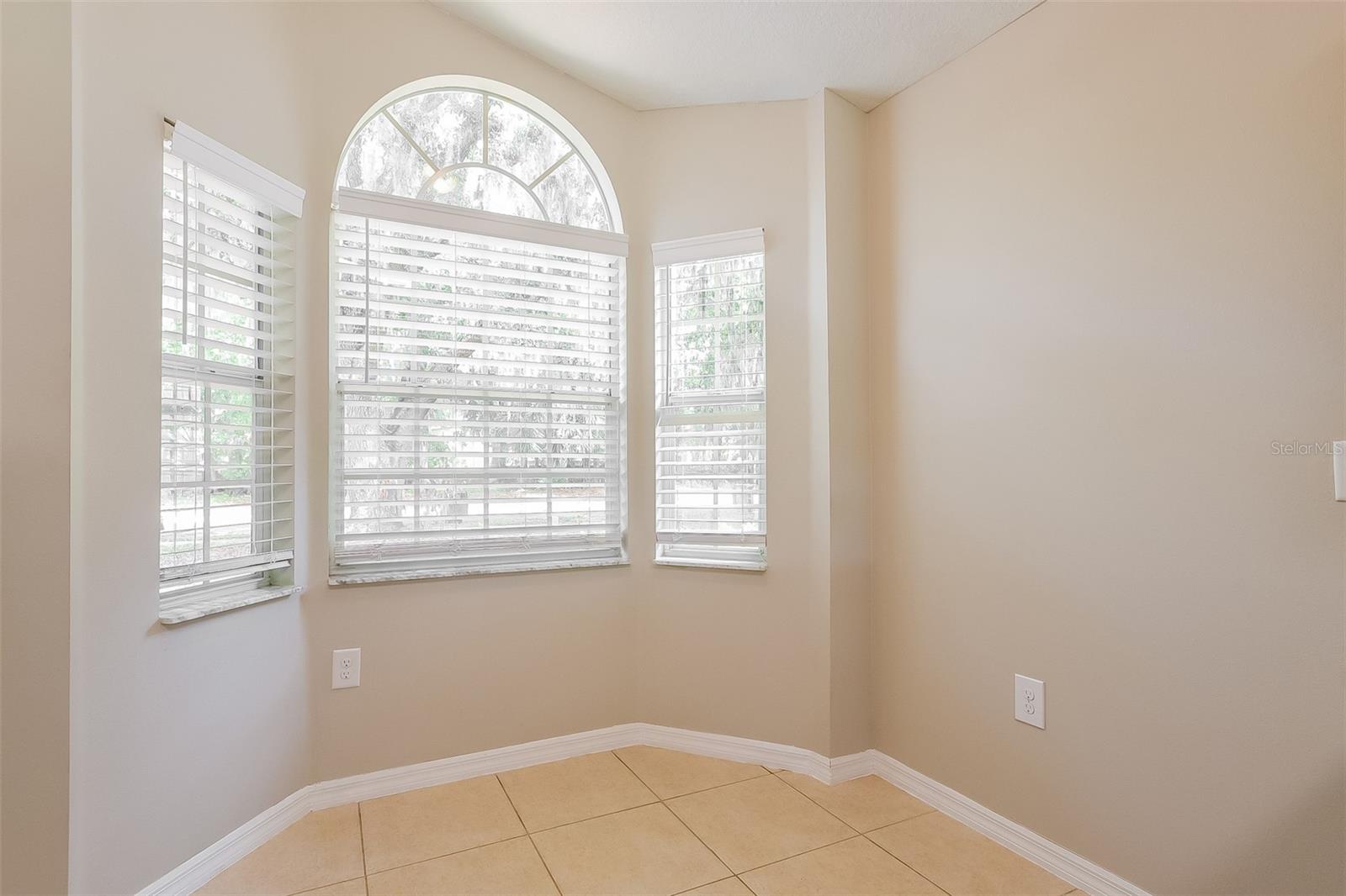 Image 9 of 21 For 168 Rose Hill Trail