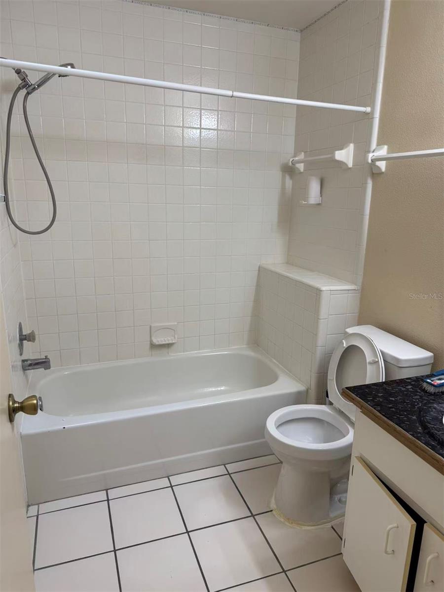 Image 10 of 61 For 4370 Sandhurst Drive