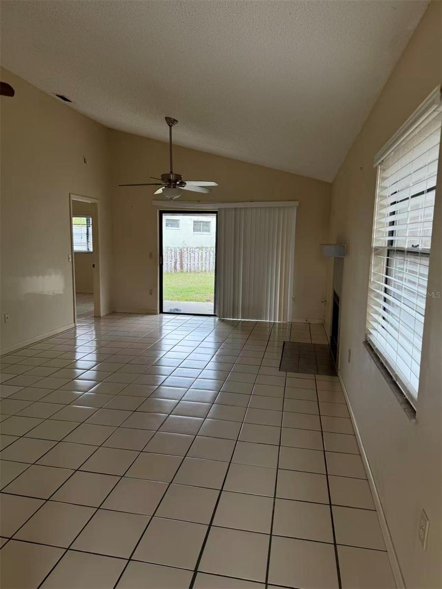 Image 3 of 61 For 4370 Sandhurst Drive