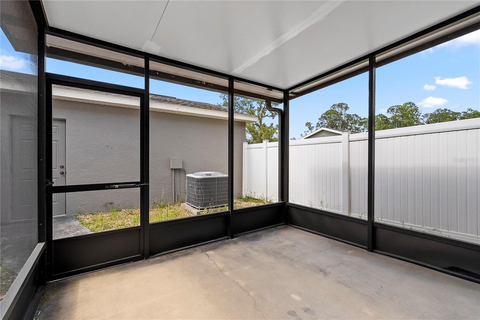 Image 24 of 29 For 12335 Cruxbury Drive