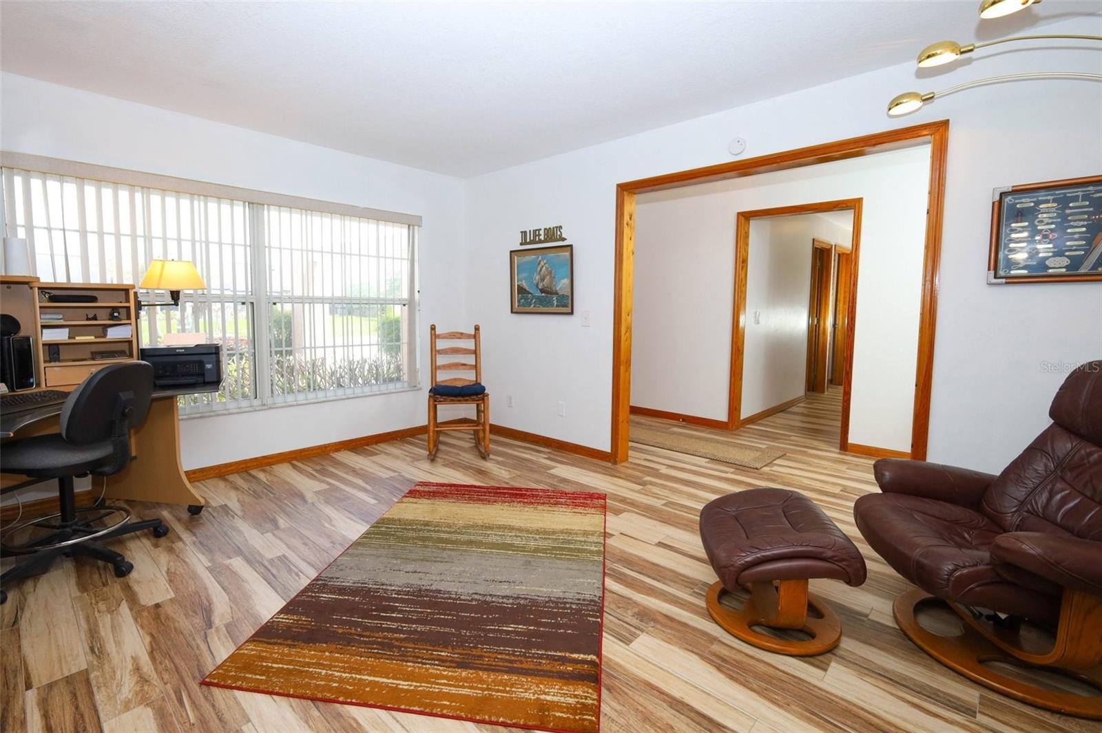 Image 11 of 54 For 9322 Buttonwood Street