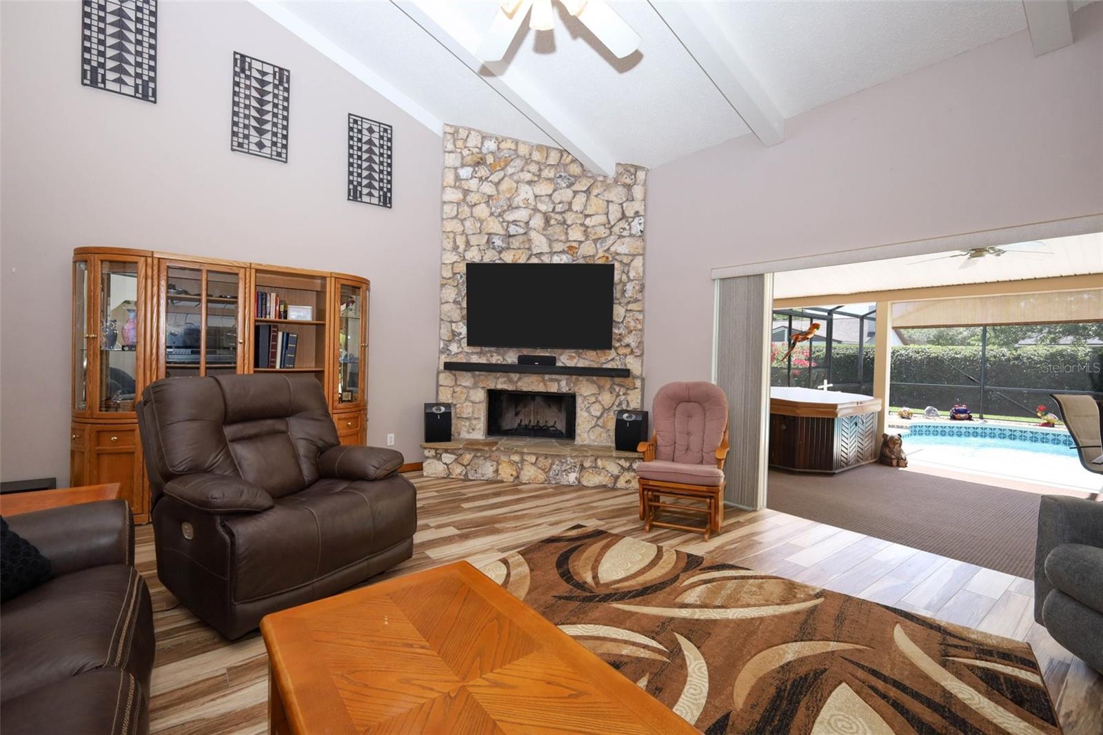 Image 21 of 54 For 9322 Buttonwood Street