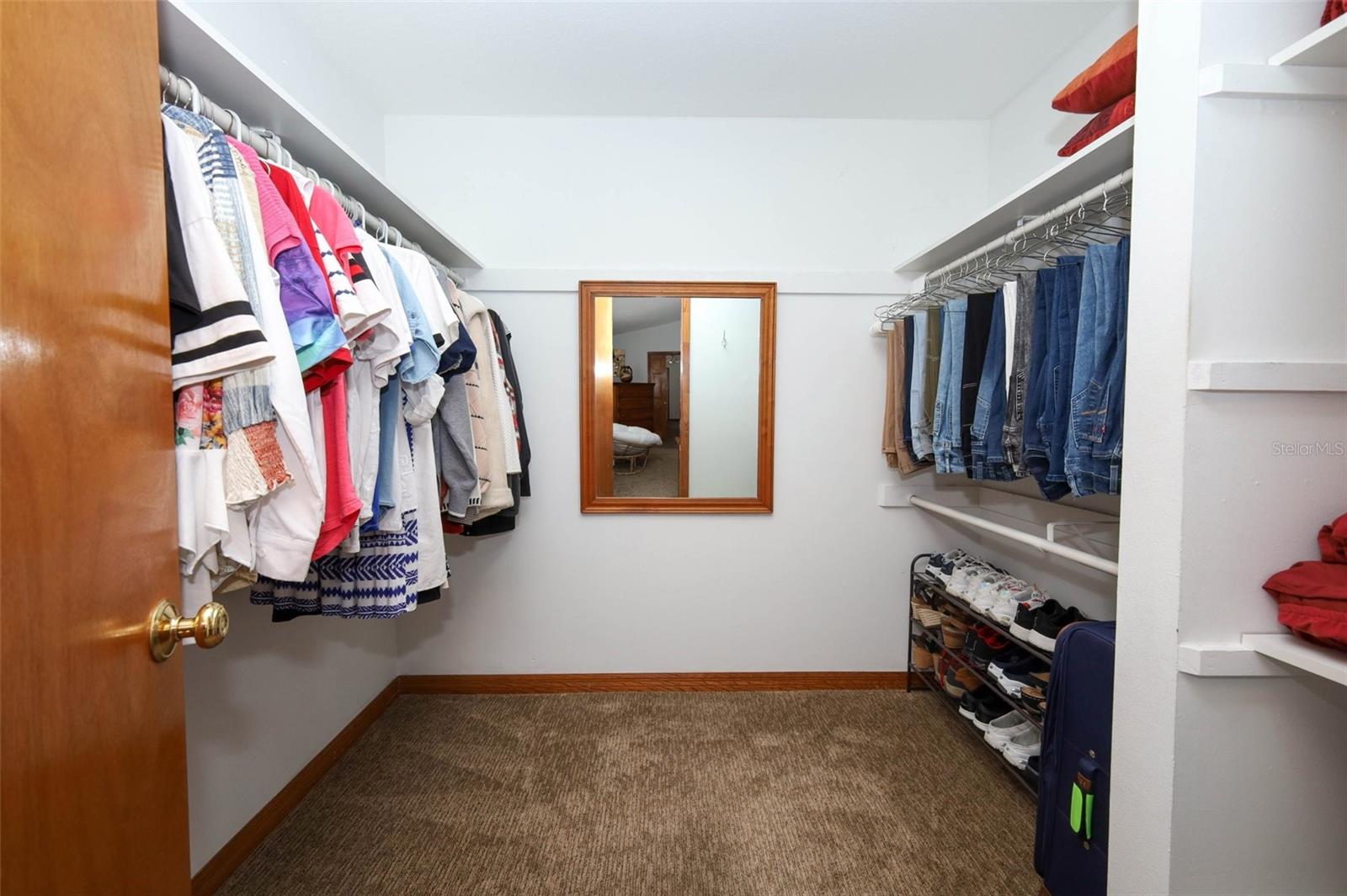 Image 26 of 54 For 9322 Buttonwood Street