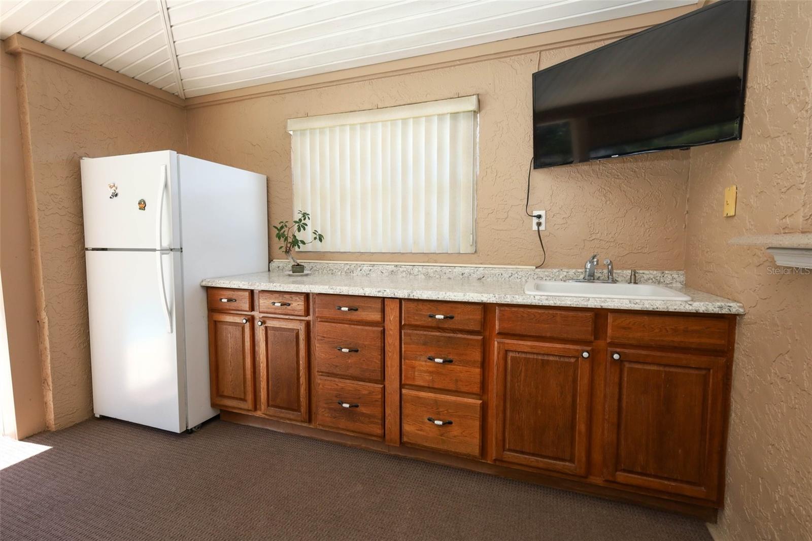 Image 36 of 54 For 9322 Buttonwood Street