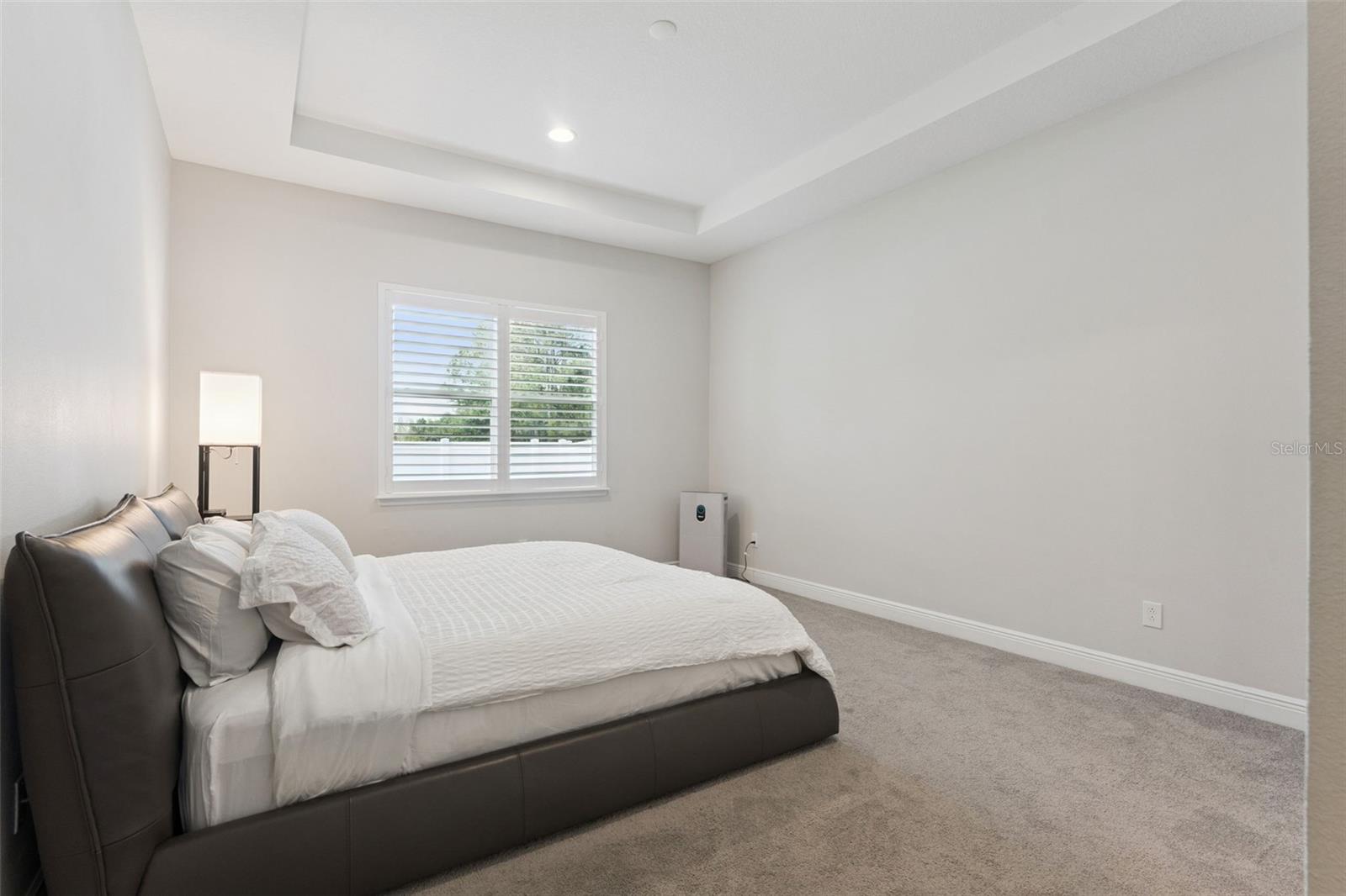 Image 20 of 63 For 15327 Gilligan Court