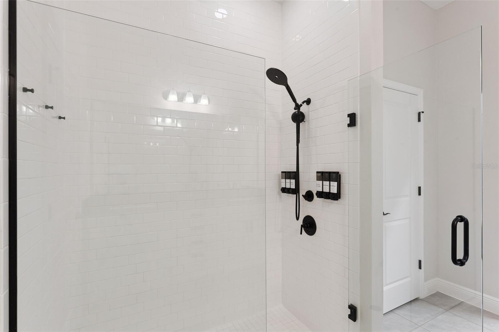 Image 24 of 63 For 15327 Gilligan Court