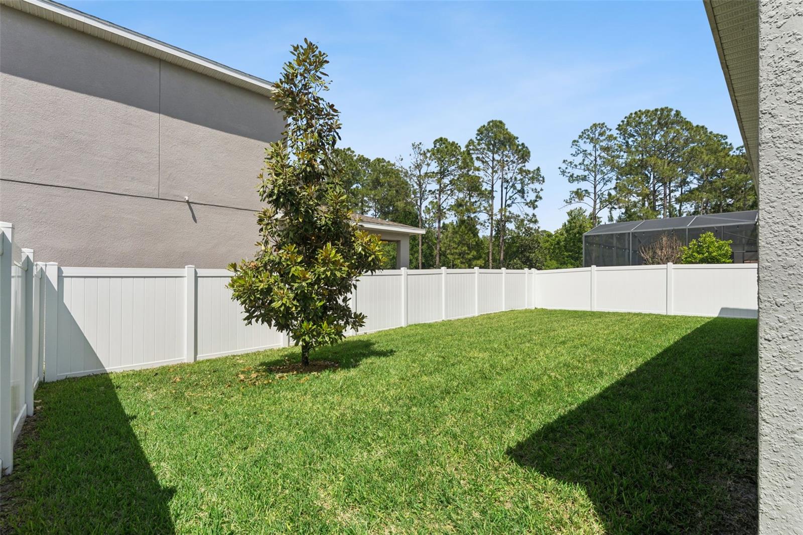 Image 36 of 63 For 15327 Gilligan Court