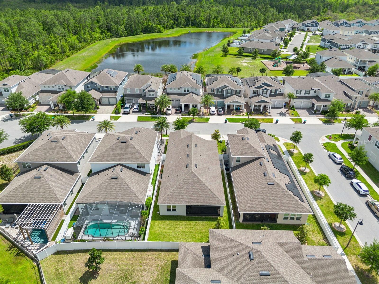 Image 40 of 63 For 15327 Gilligan Court