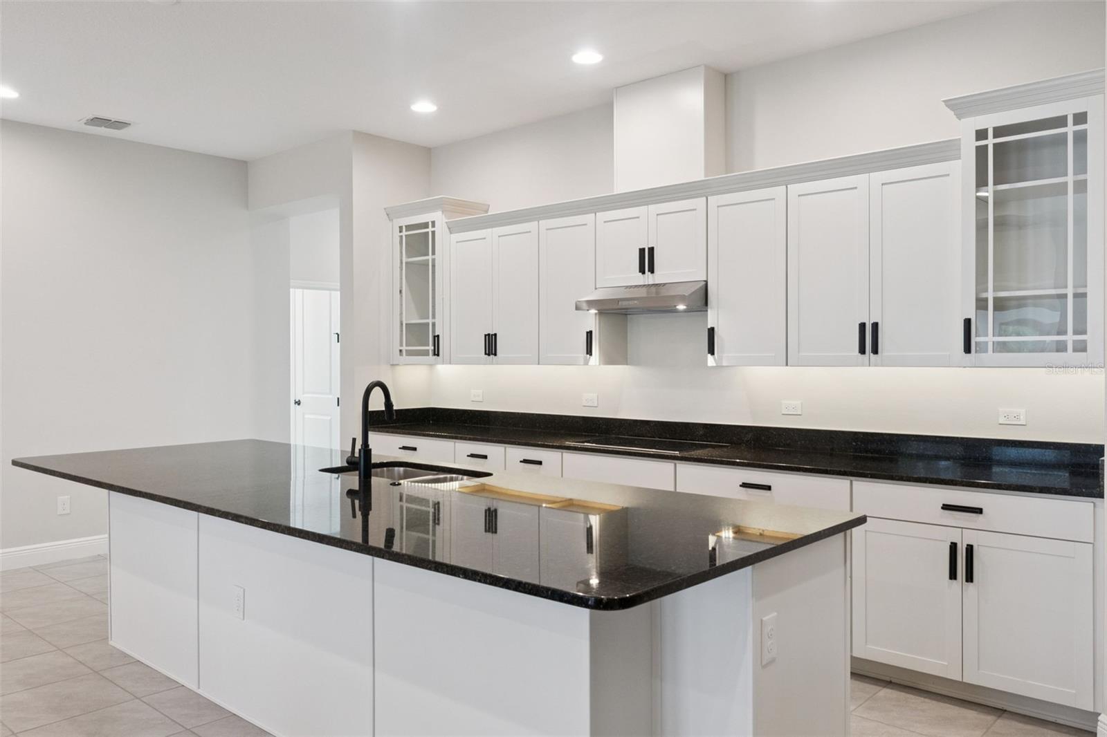 Image 9 of 63 For 15327 Gilligan Court