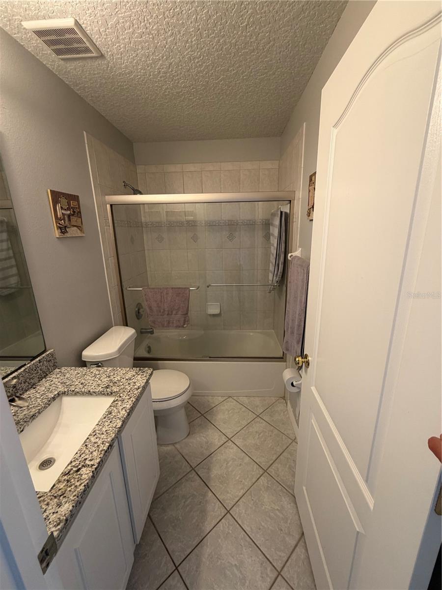 Image 18 of 53 For 2675 Dover Glen Circle