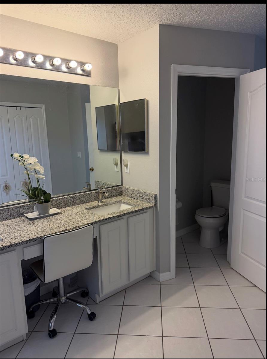 Image 26 of 53 For 2675 Dover Glen Circle