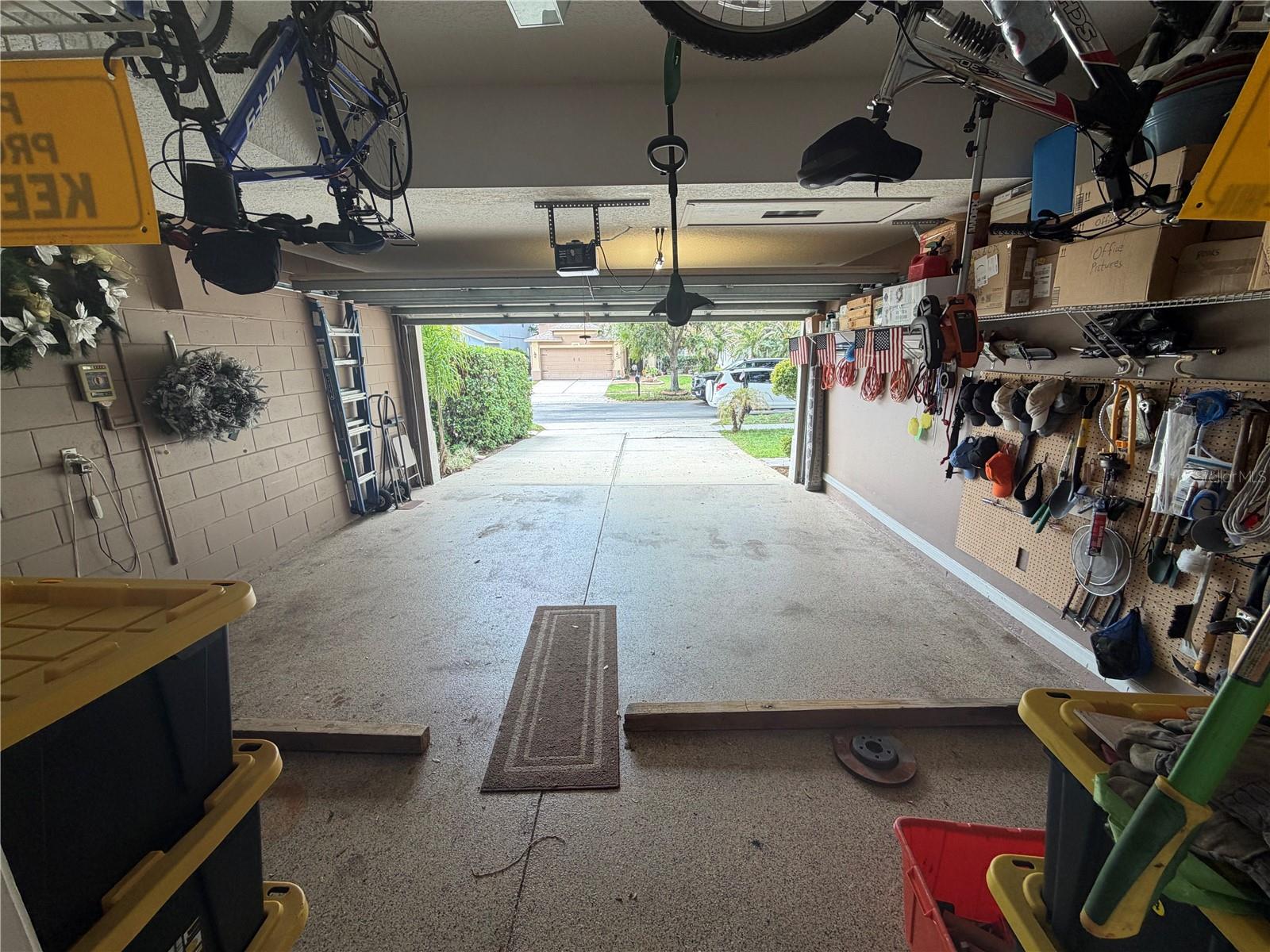 Image 37 of 53 For 2675 Dover Glen Circle