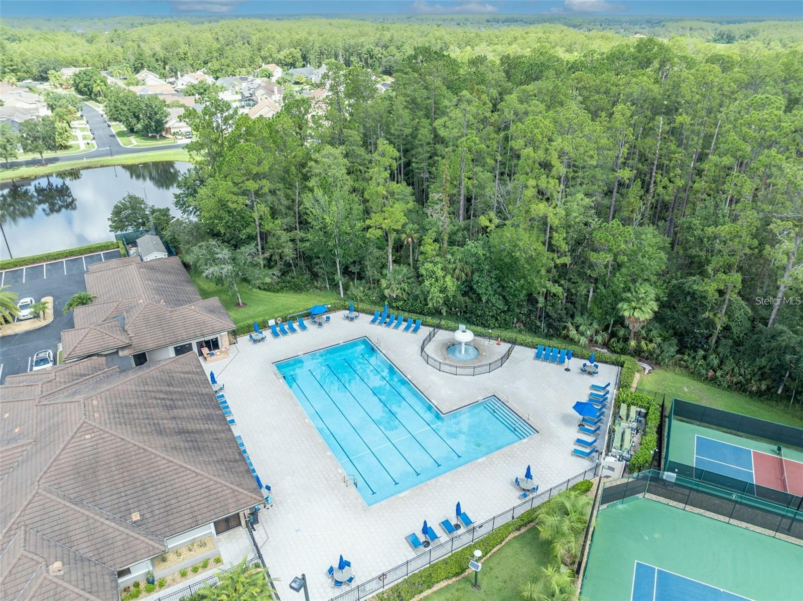 Image 41 of 53 For 2675 Dover Glen Circle