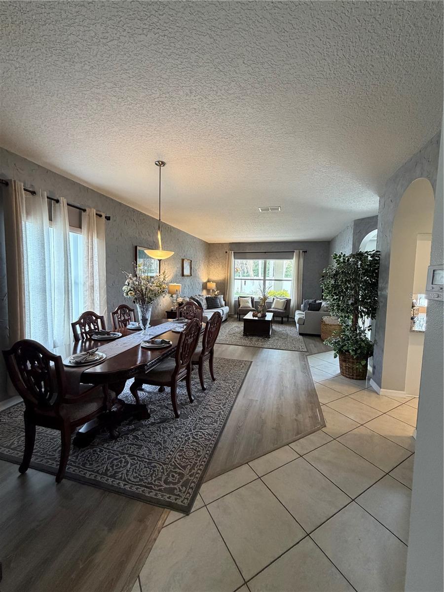 Image 5 of 53 For 2675 Dover Glen Circle