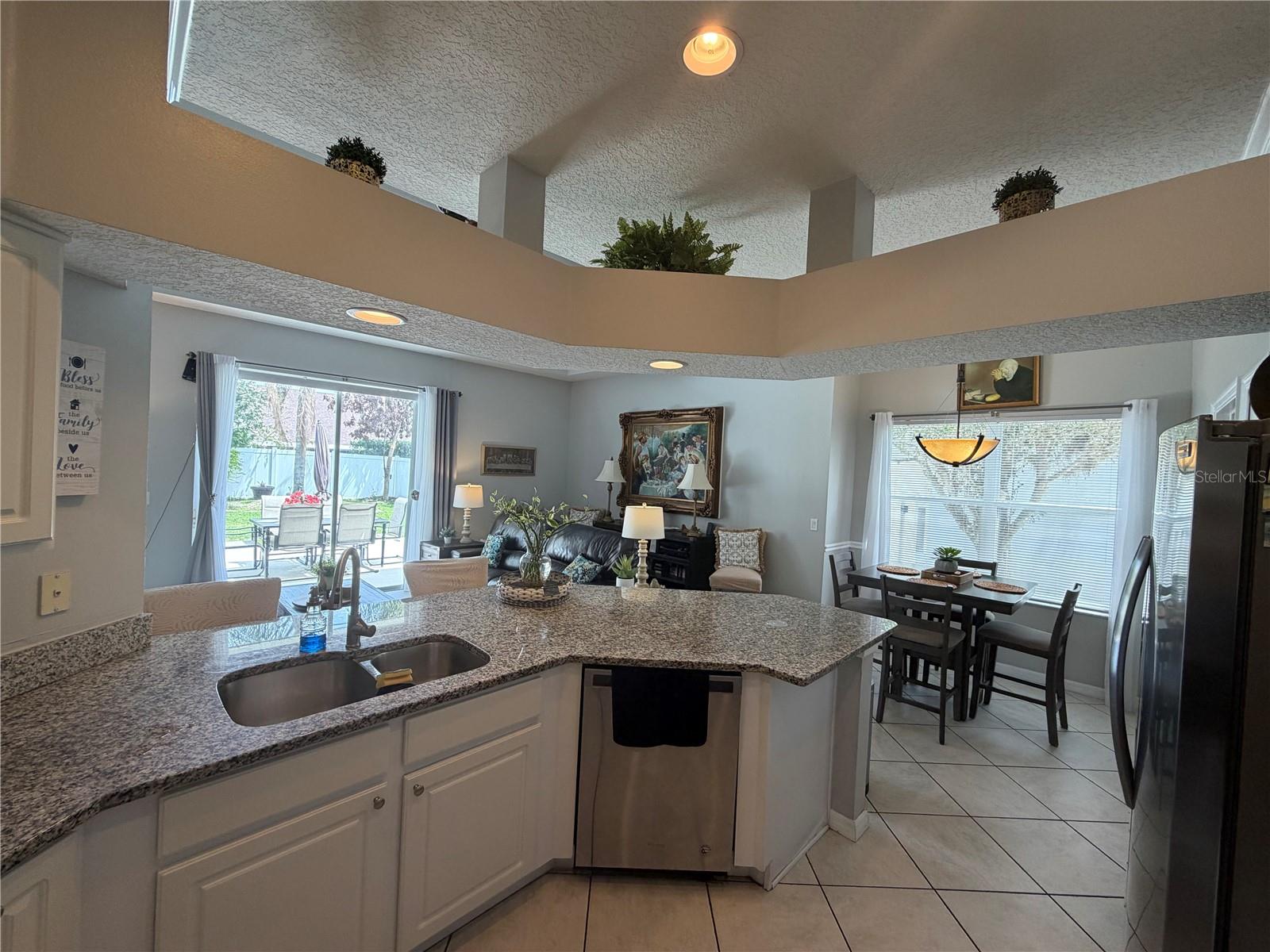 Image 6 of 53 For 2675 Dover Glen Circle