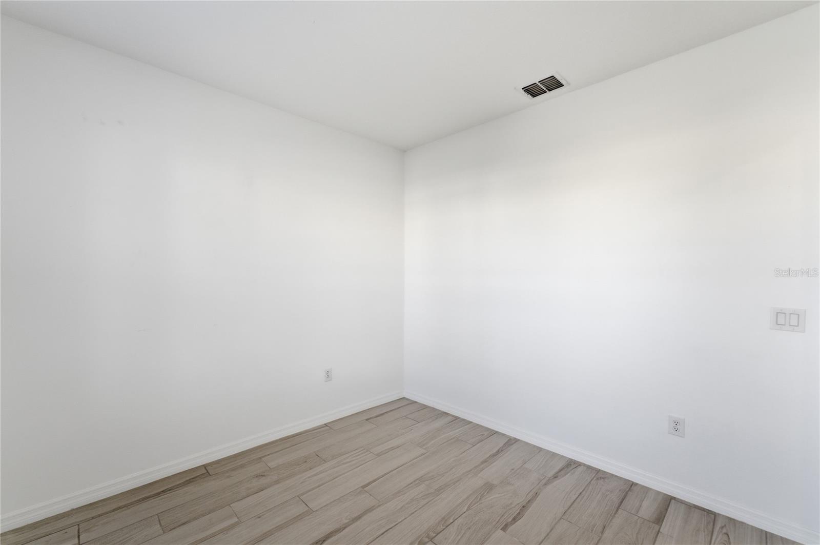 Image 4 of 50 For 3383 Florigold Grove Street Lot 244