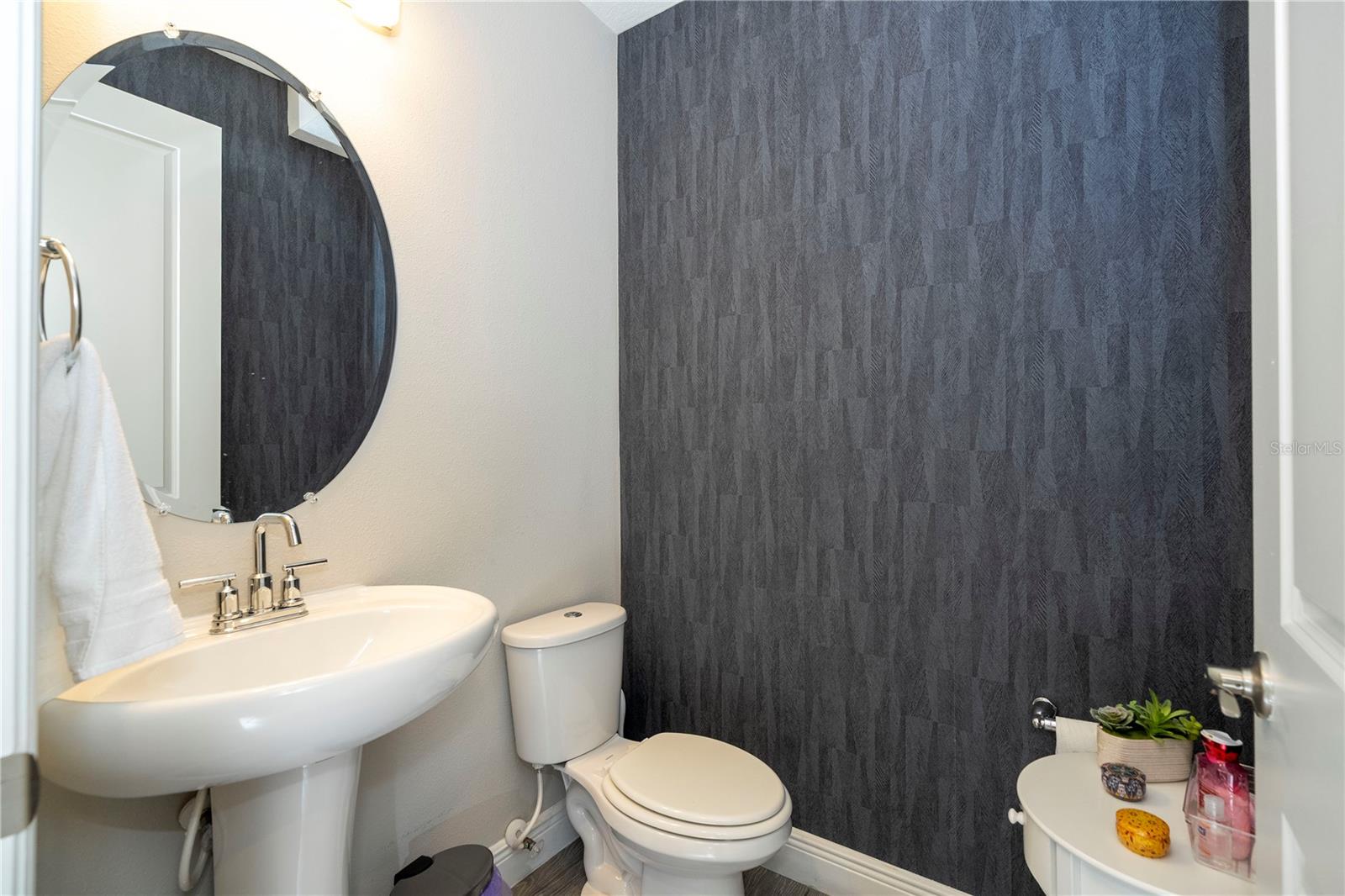 Image 25 of 79 For 14006 Frasier Street