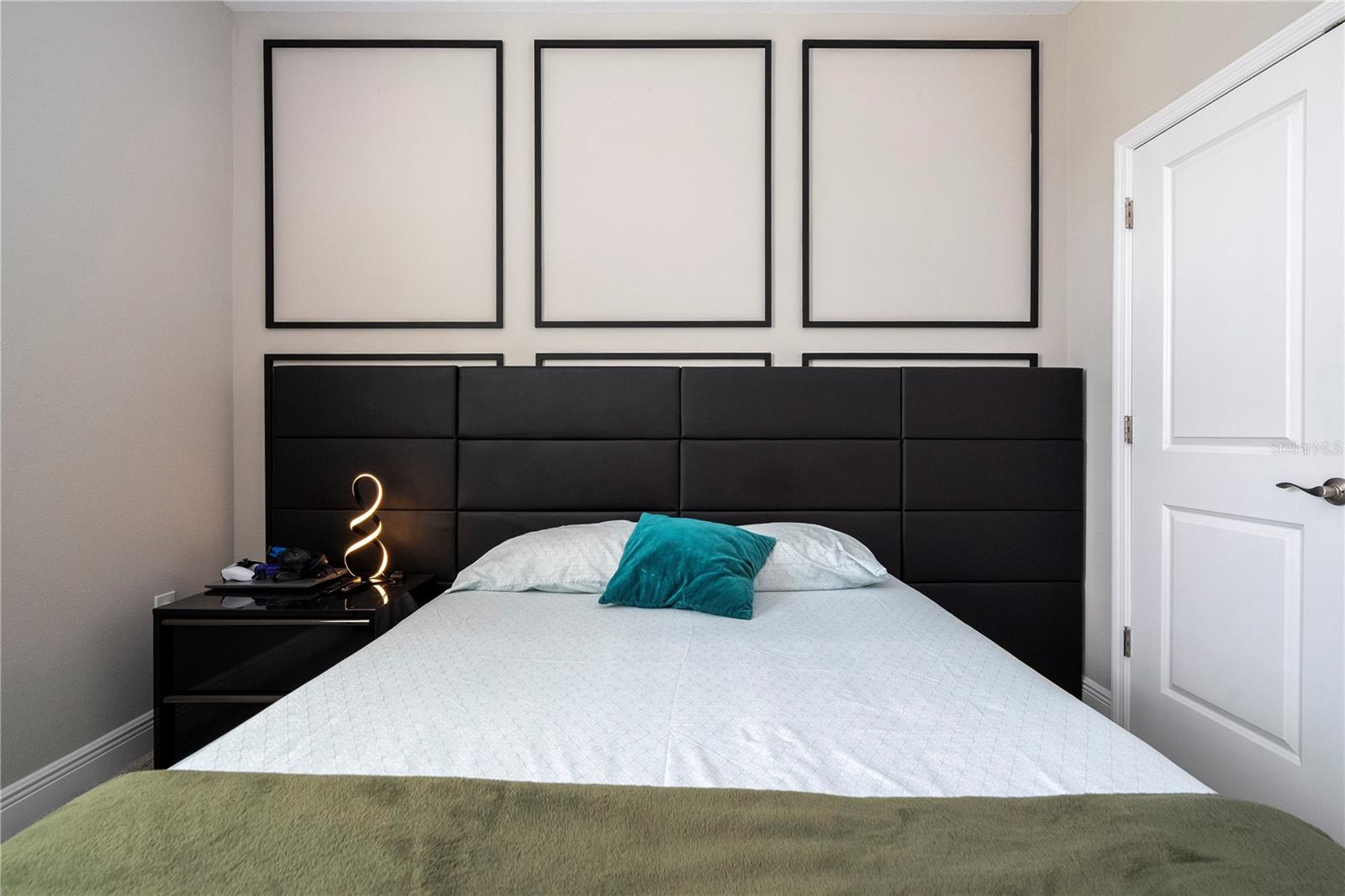 Image 44 of 79 For 14006 Frasier Street