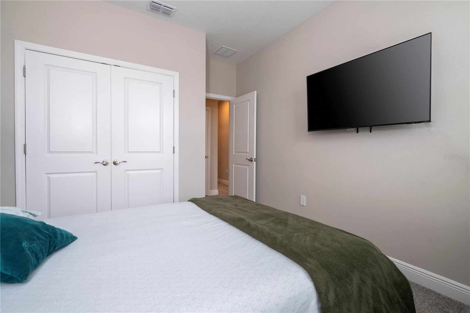 Image 45 of 79 For 14006 Frasier Street