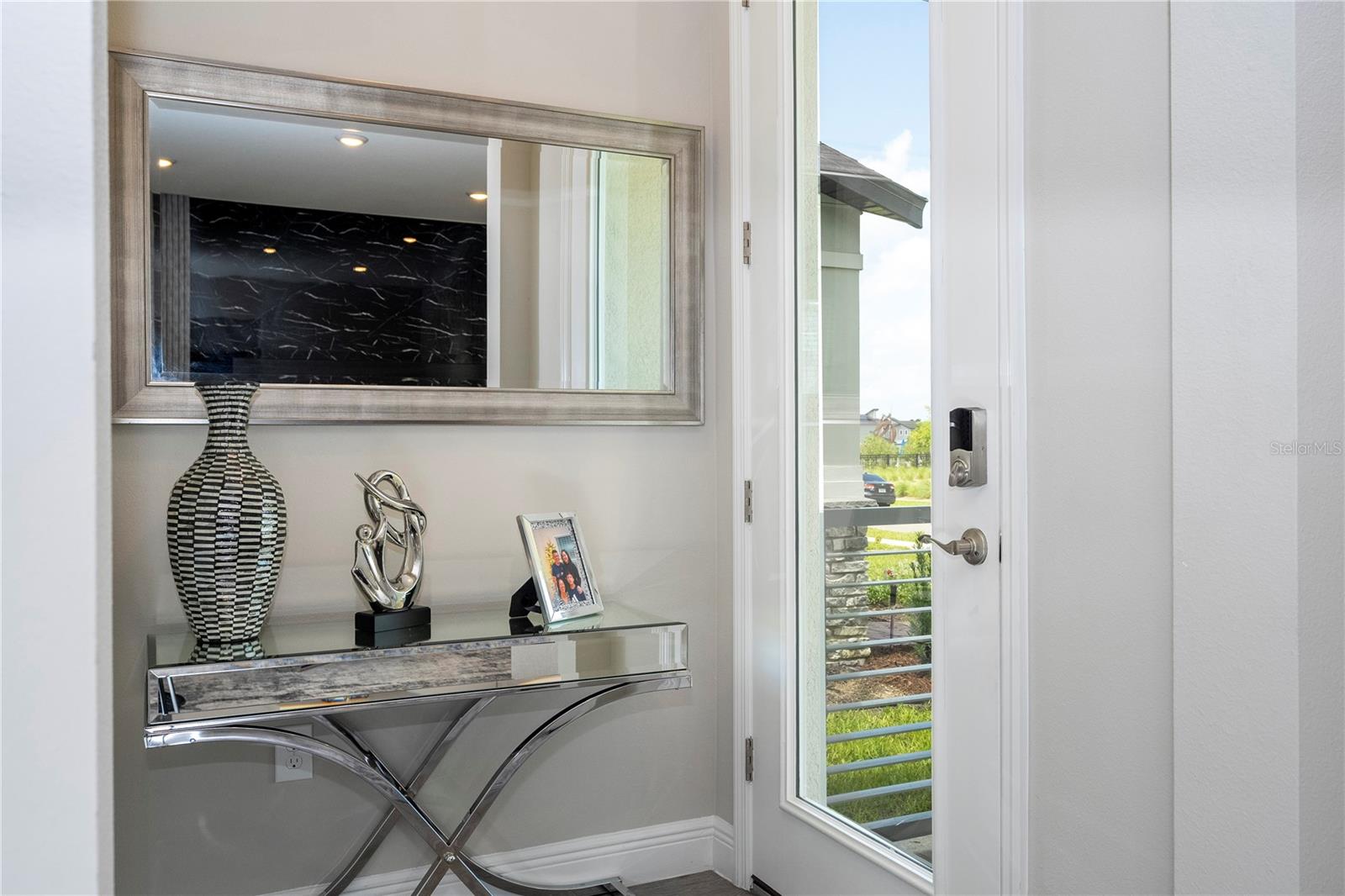 Image 5 of 79 For 14006 Frasier Street