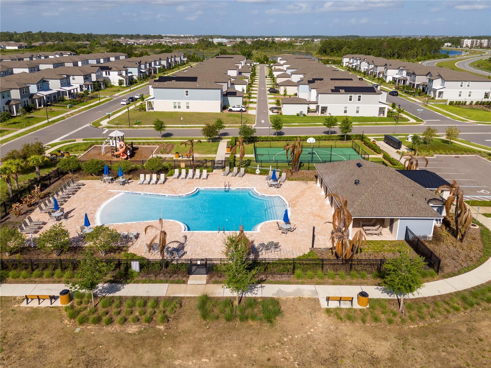 Image 66 of 79 For 14006 Frasier Street