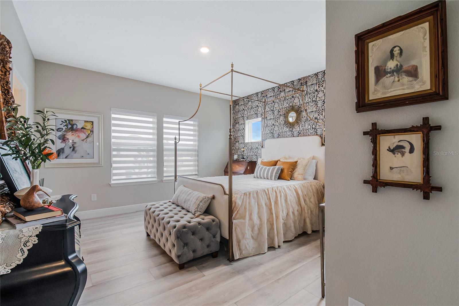 Image 5 of 55 For 10009 Pearson Avenue