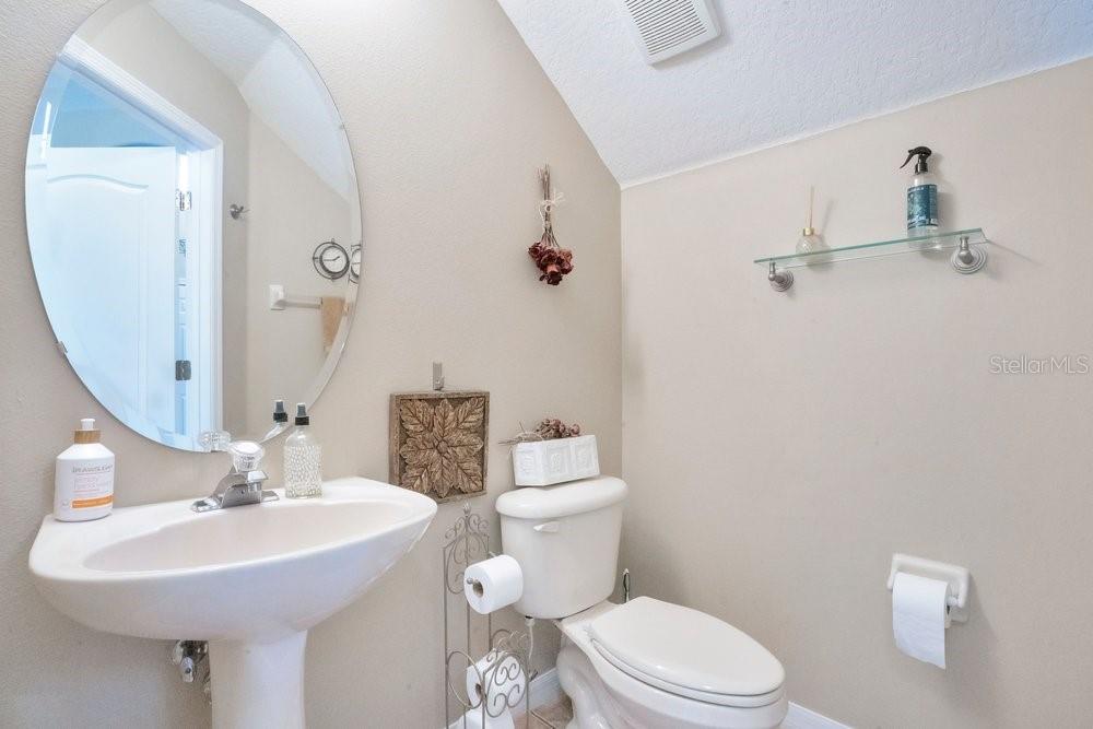 Image 14 of 42 For 9789 Portofino Drive