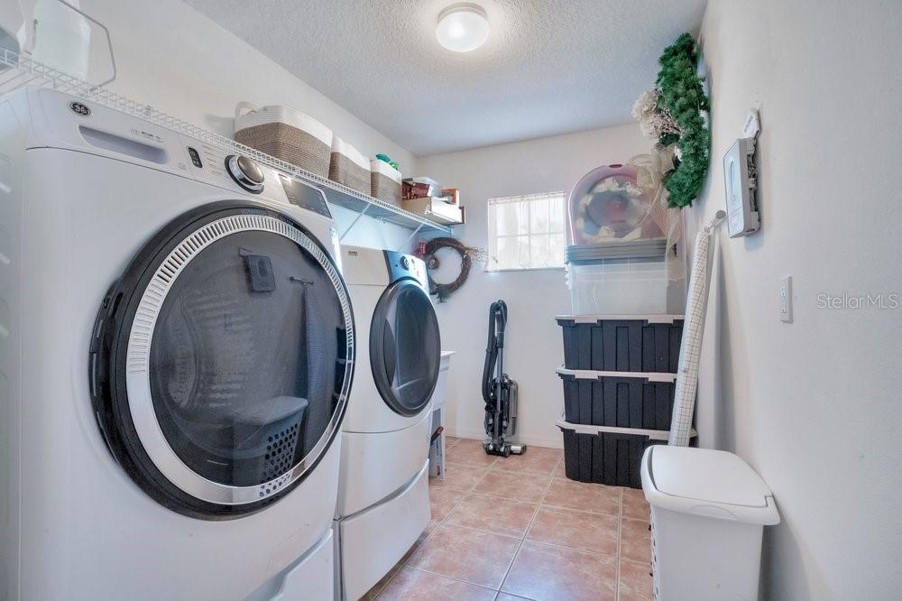 Image 24 of 42 For 9789 Portofino Drive