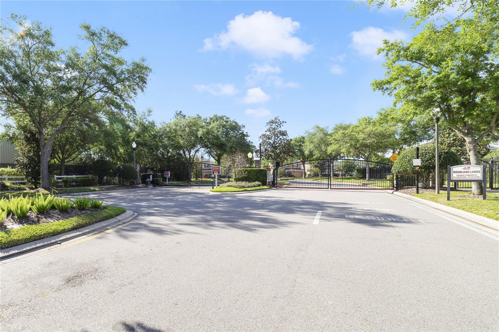 Image 24 of 26 For 10426 Cypress Trail Drive