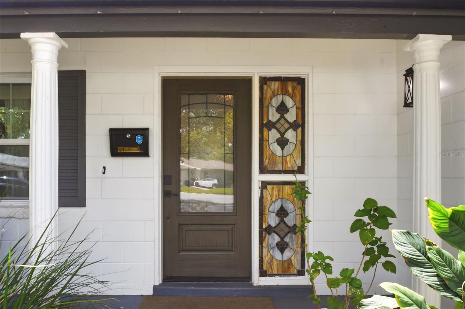 Image 3 of 34 For 1905 Bonanza Ct