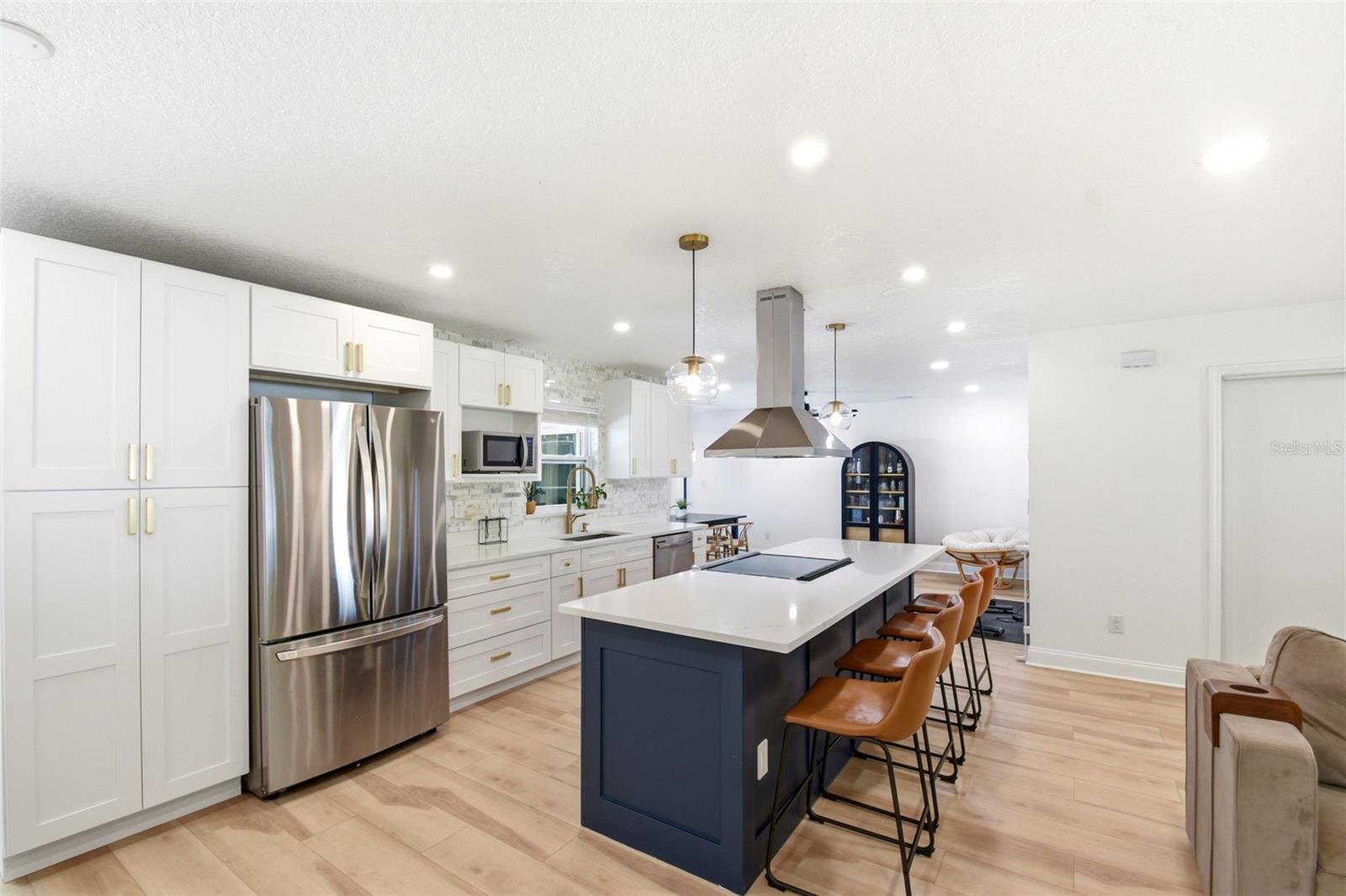 Image 7 of 34 For 1905 Bonanza Ct