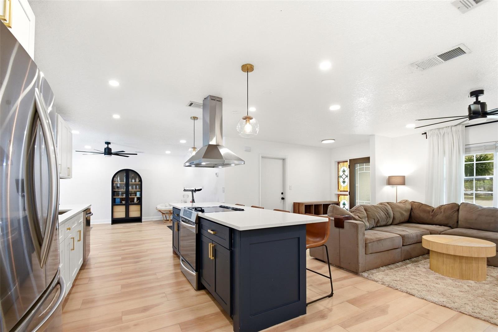 Image 9 of 34 For 1905 Bonanza Ct