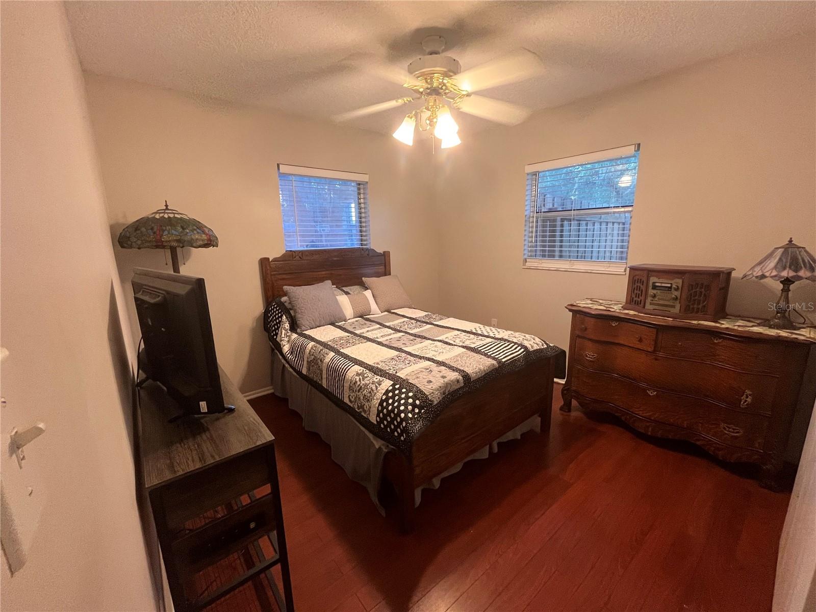 Image 13 of 30 For 312 Deborah Avenue