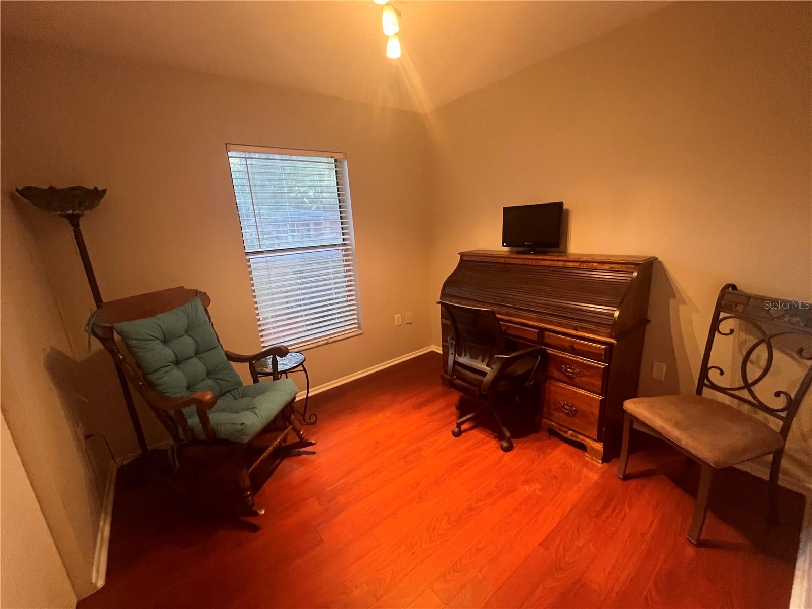 Image 15 of 30 For 312 Deborah Avenue