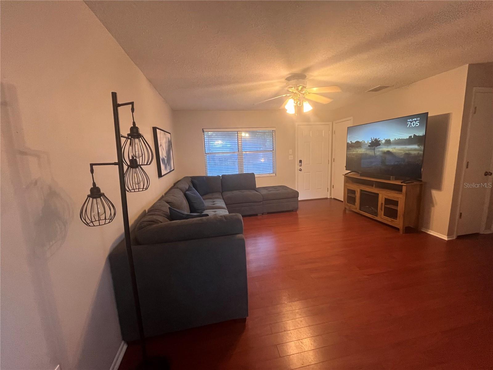 Image 6 of 30 For 312 Deborah Avenue