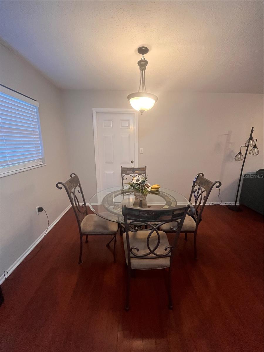 Image 7 of 30 For 312 Deborah Avenue